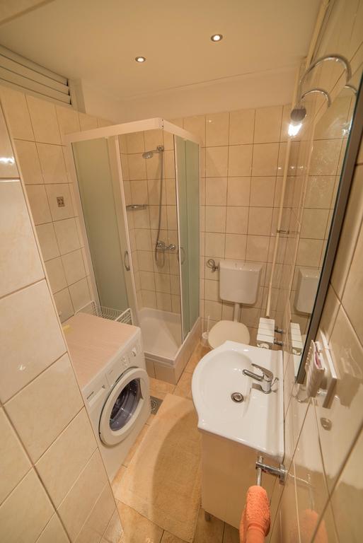Apartment Anica Palit Екстер'єр фото